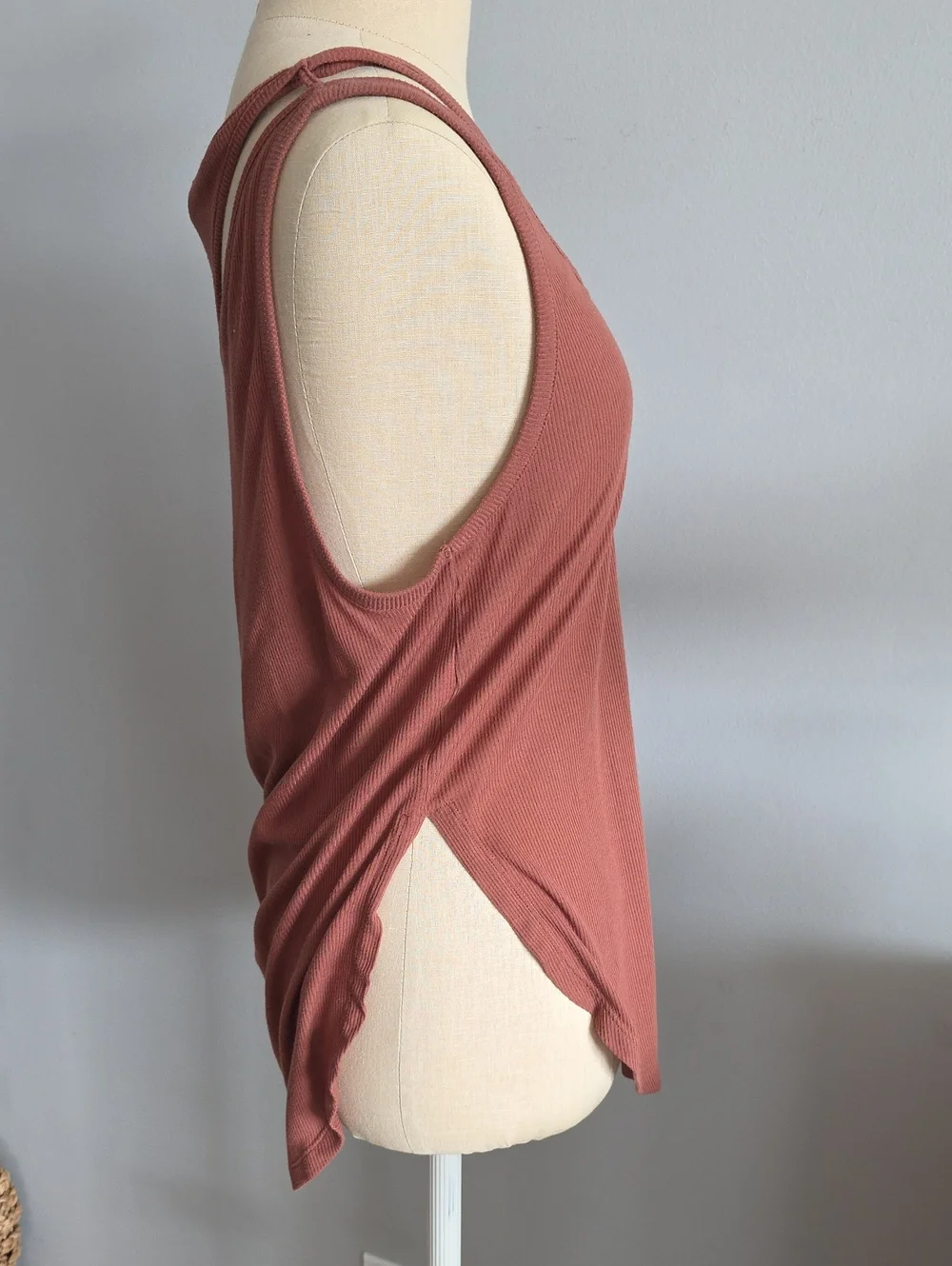 ALO Yoga soft ribbed
