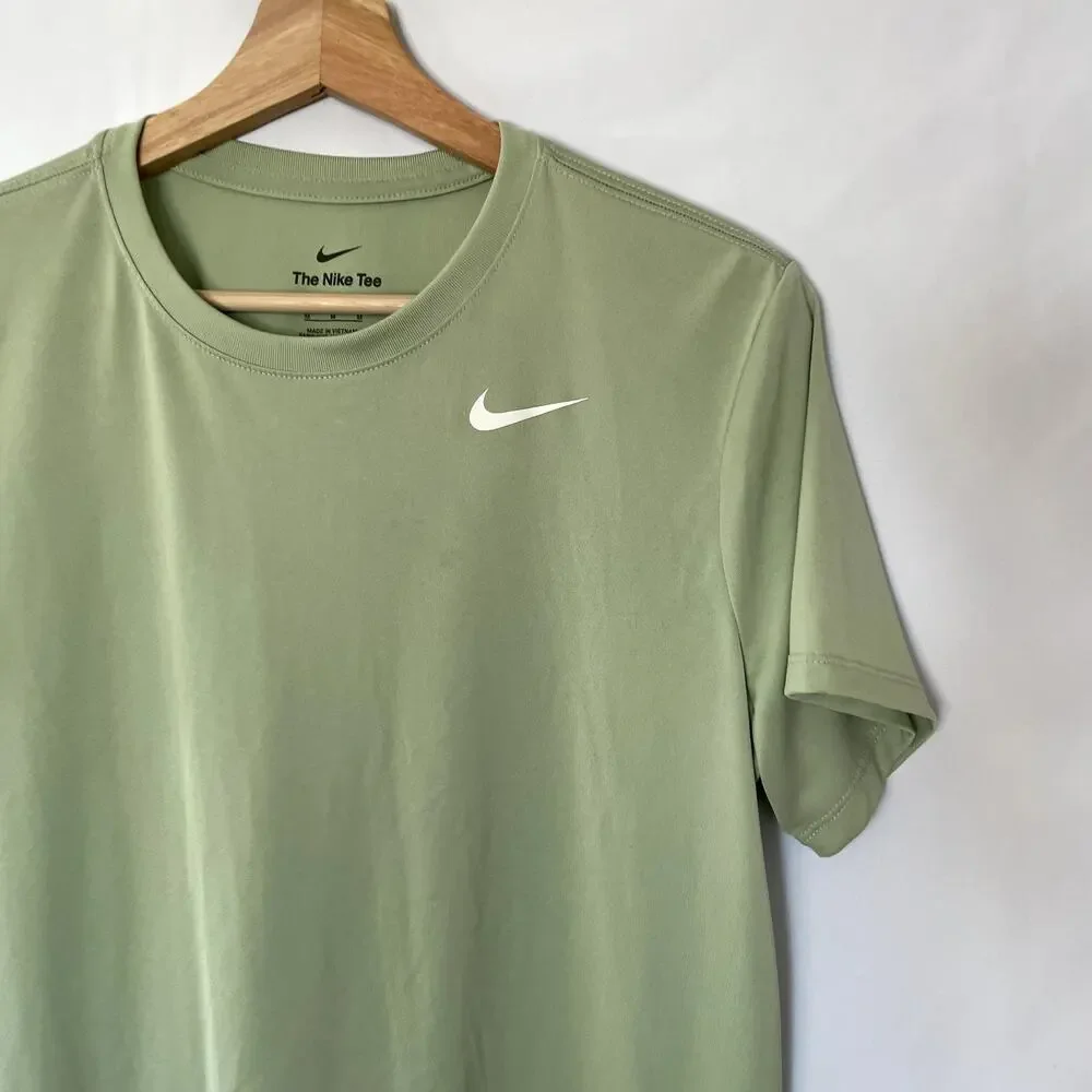 Nike men active shirt