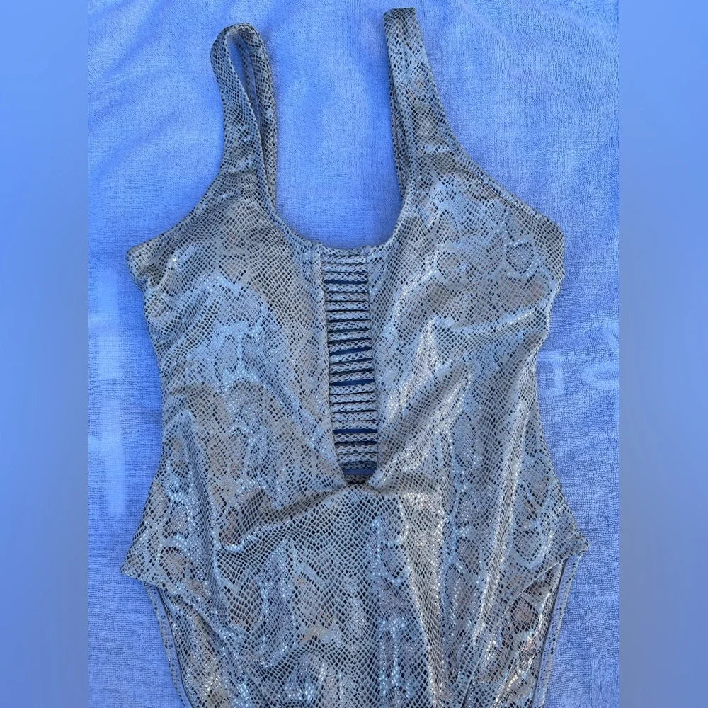 Fashion Nova stylish womens