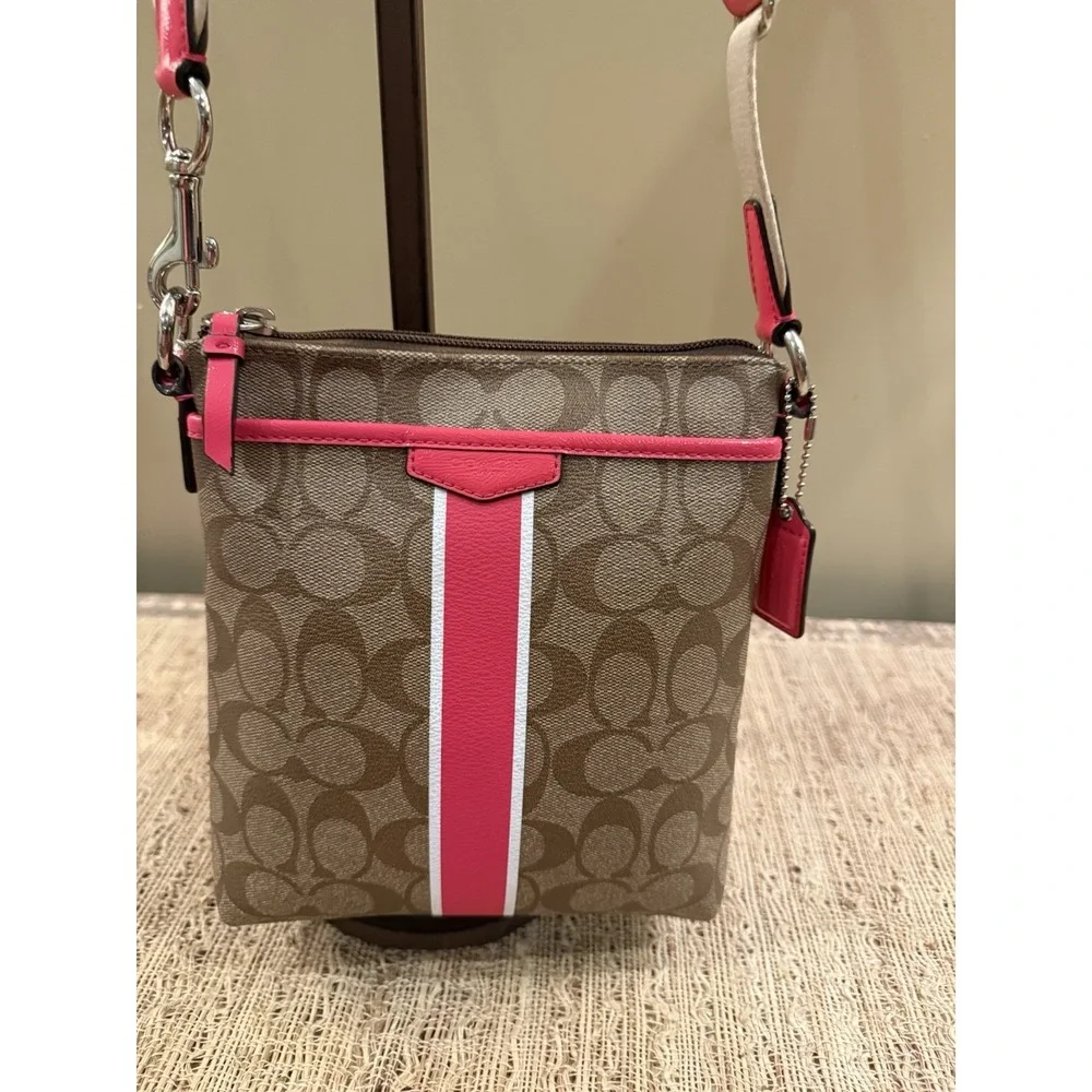 Y2K Coach Logo Signature‎ Coated Canvas Pink Trim Crossbody Swing Bag Pink Lined