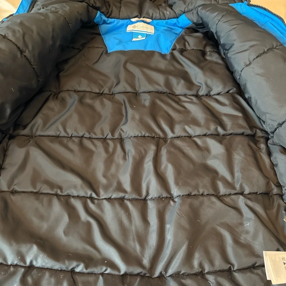 Columbia hooded jacket
