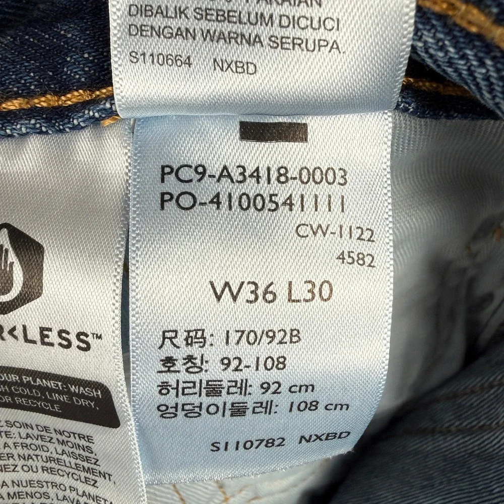 NEW Levi's 550 '92 Relaxed Taper Jeans Mens 36x30 Blue Denim A3418-0003