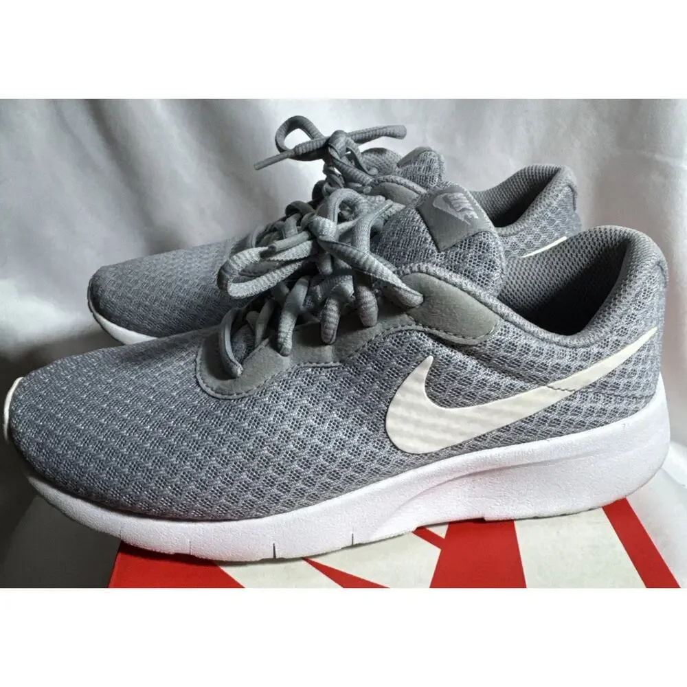 Nike comes original