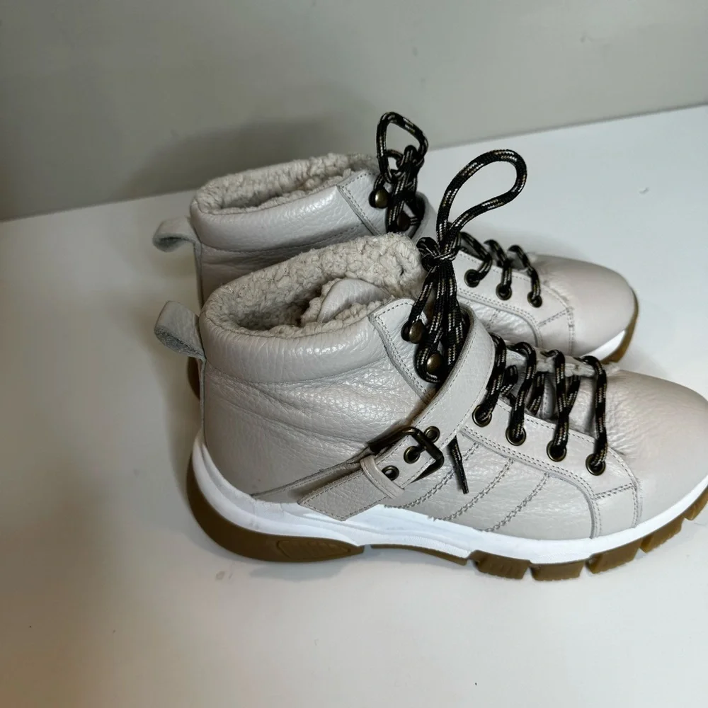 Anthropologie lace up