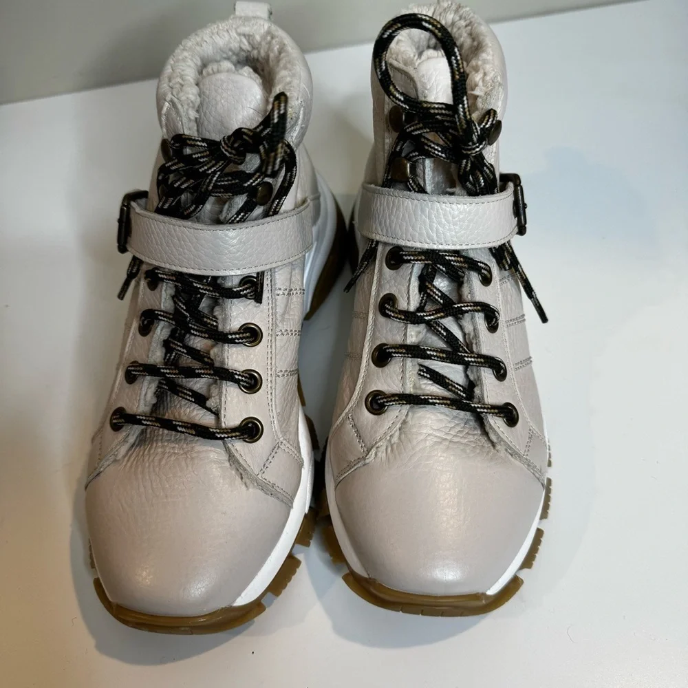 Anthropologie lace up