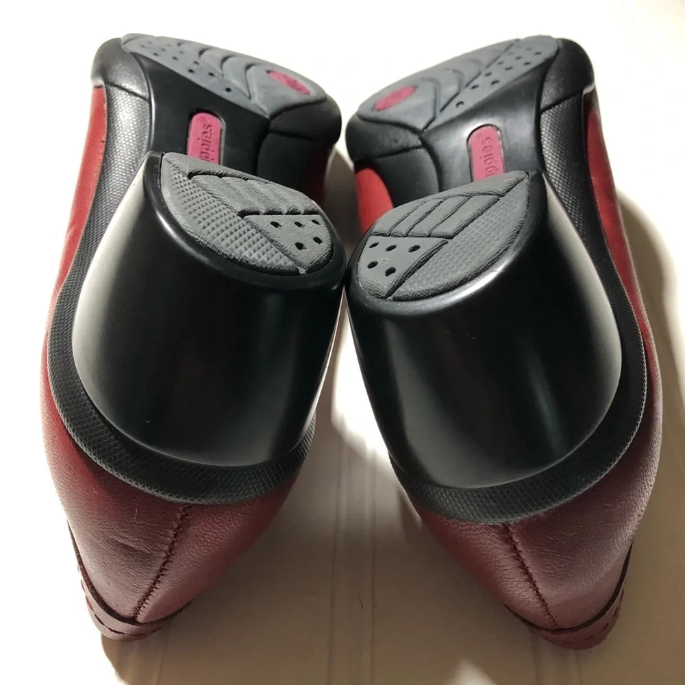 Hush Puppies nwob red