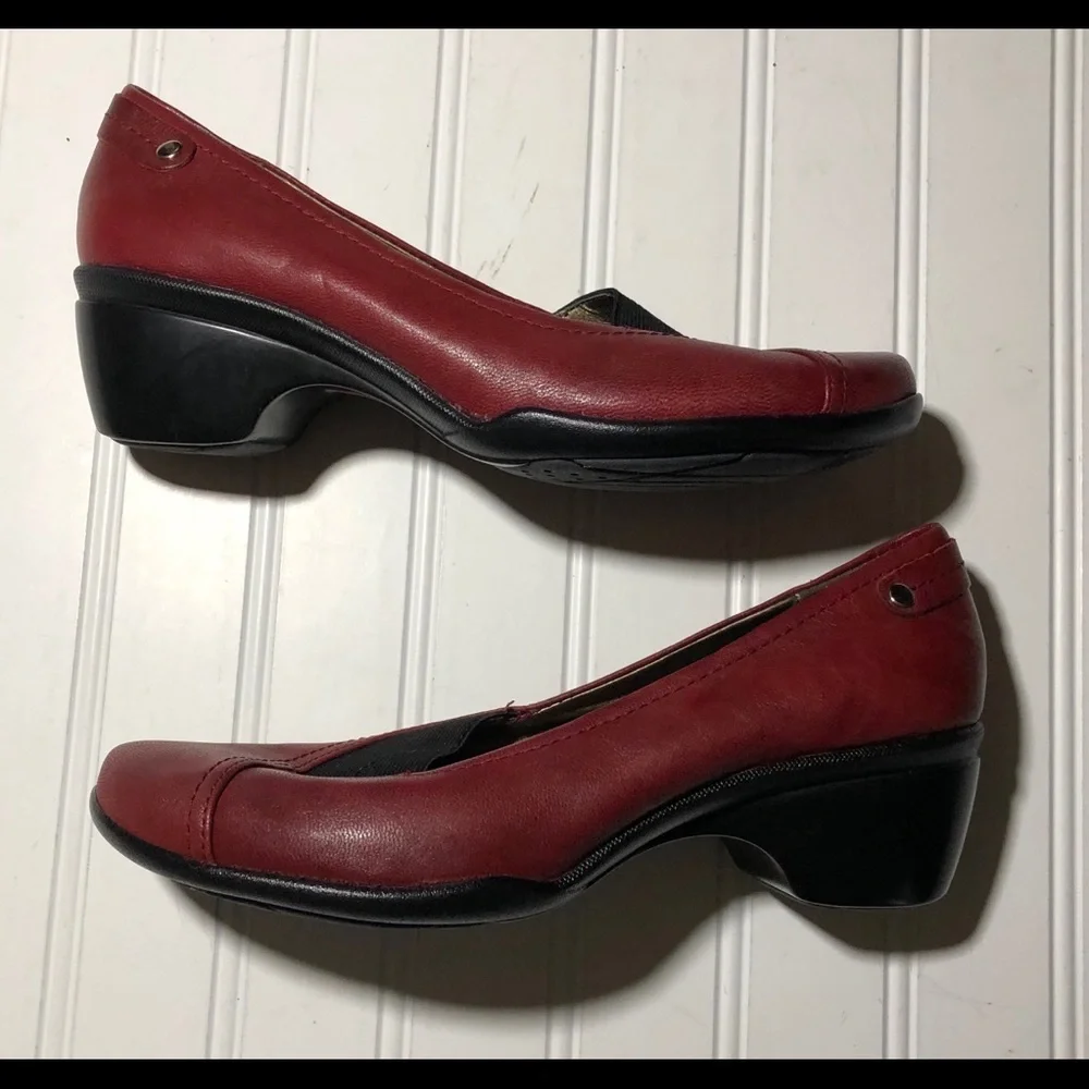 Hush Puppies nwob red
