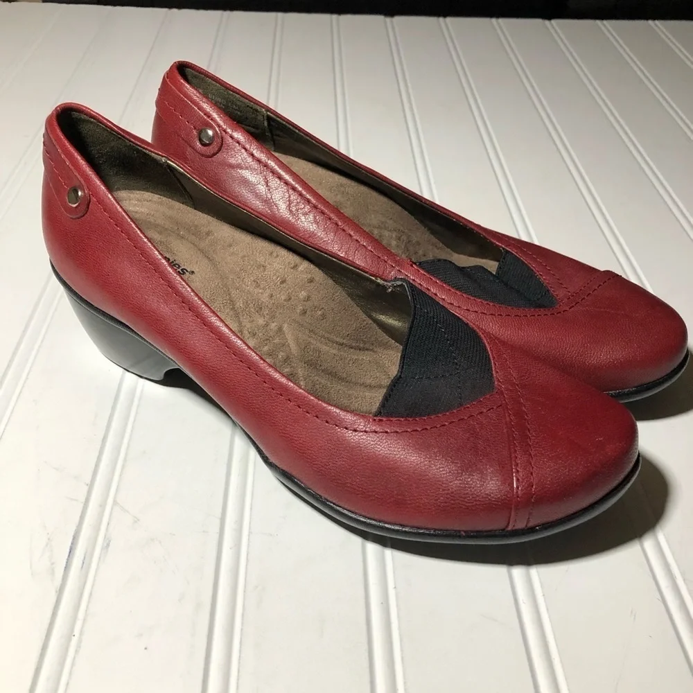 Hush Puppies nwob red