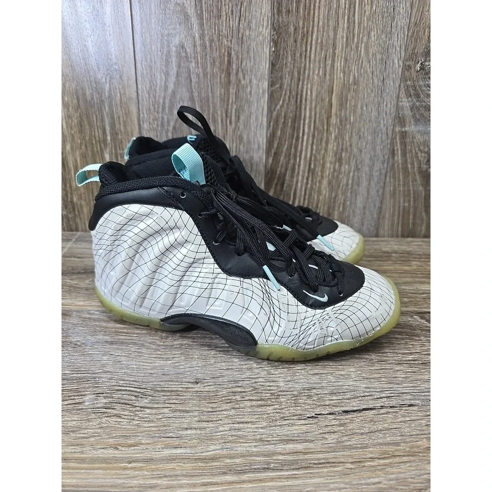 Nike‎ Little Posite One Foamposite warped Grid GS CW1596-005 4.5y