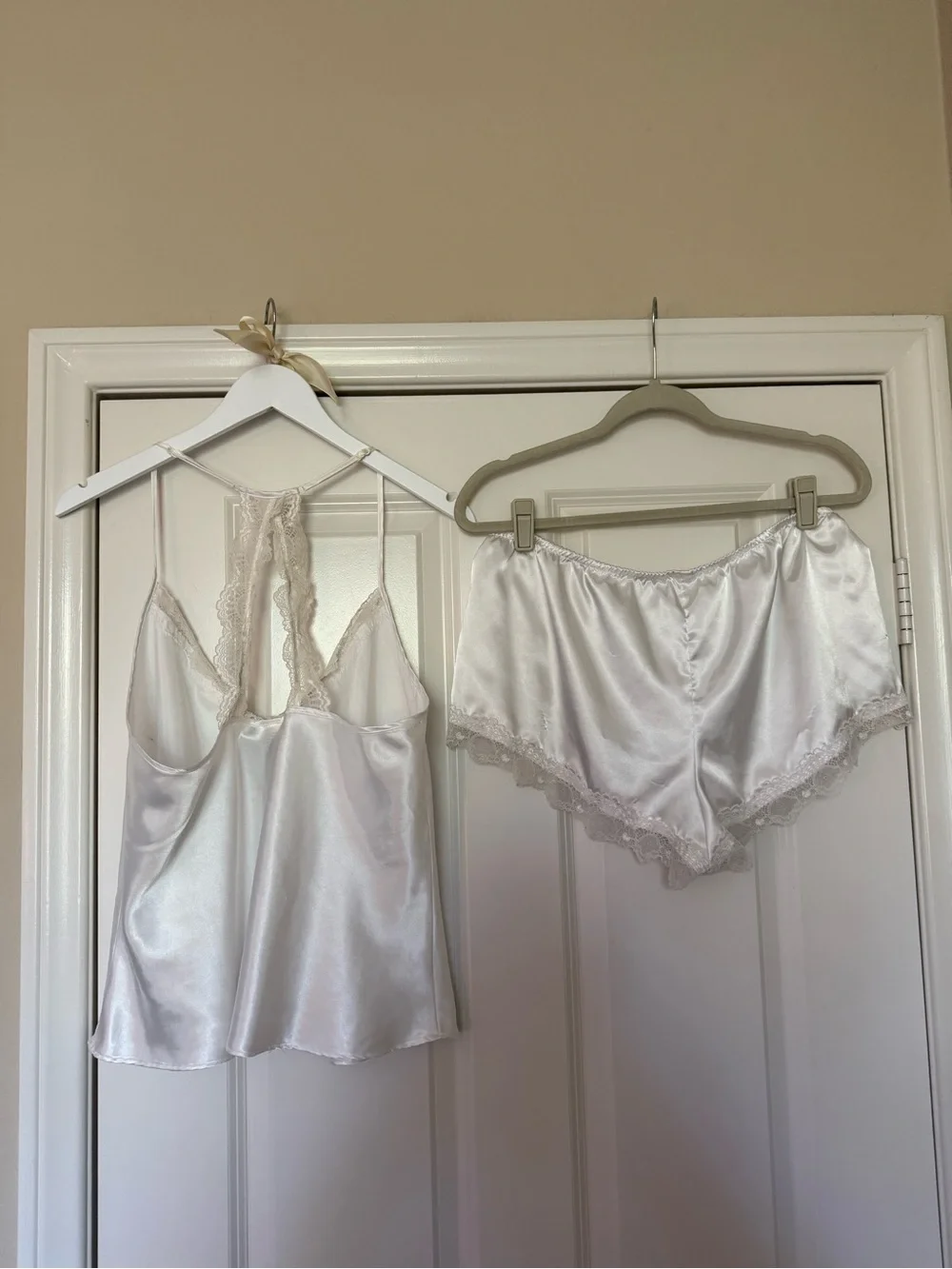 In Bloom silky satin
