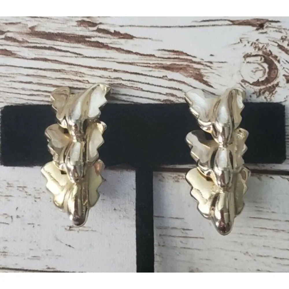 Vintage Clip On Earrings Large Light Gold Tone Stacked Design