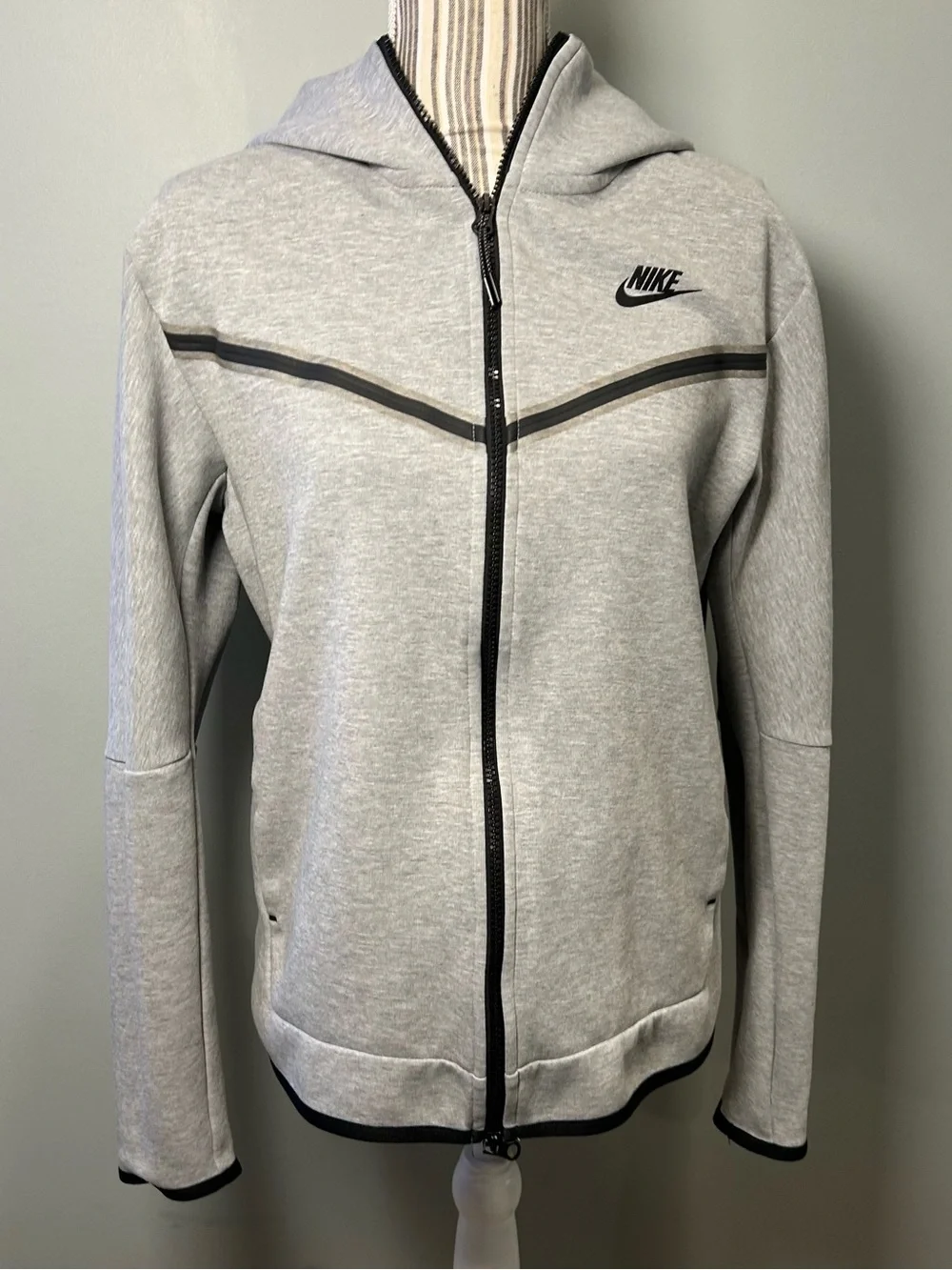 Nike tech men