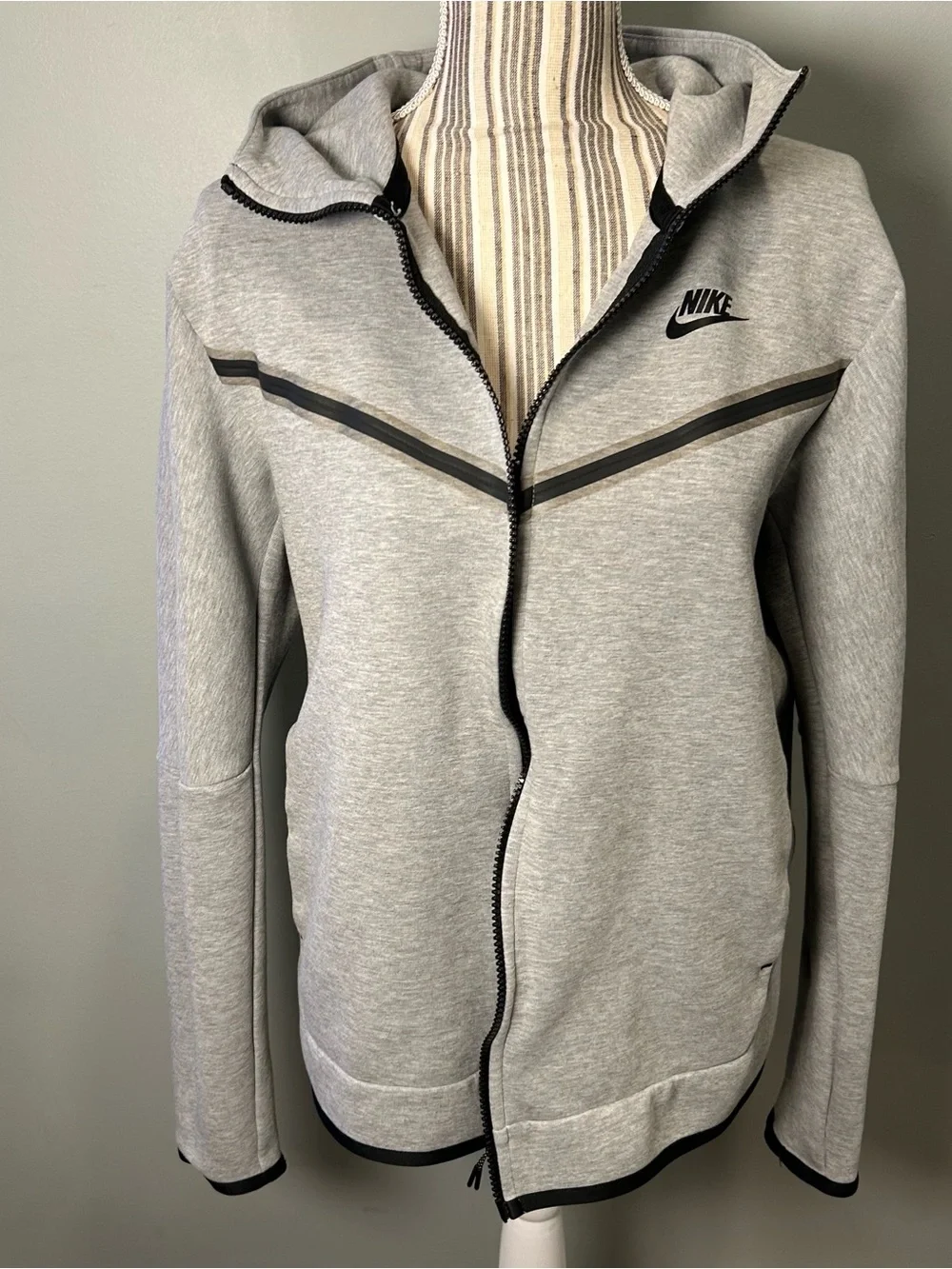 Nike tech men