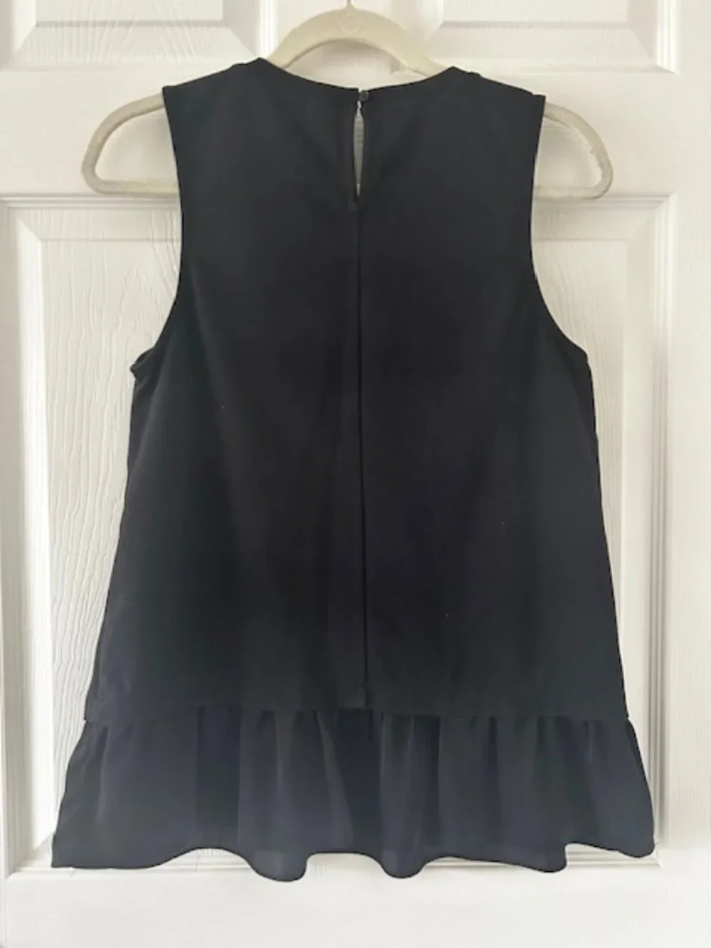 J. Crew Ruffle Hem Sleeveless Blouse SZ MED