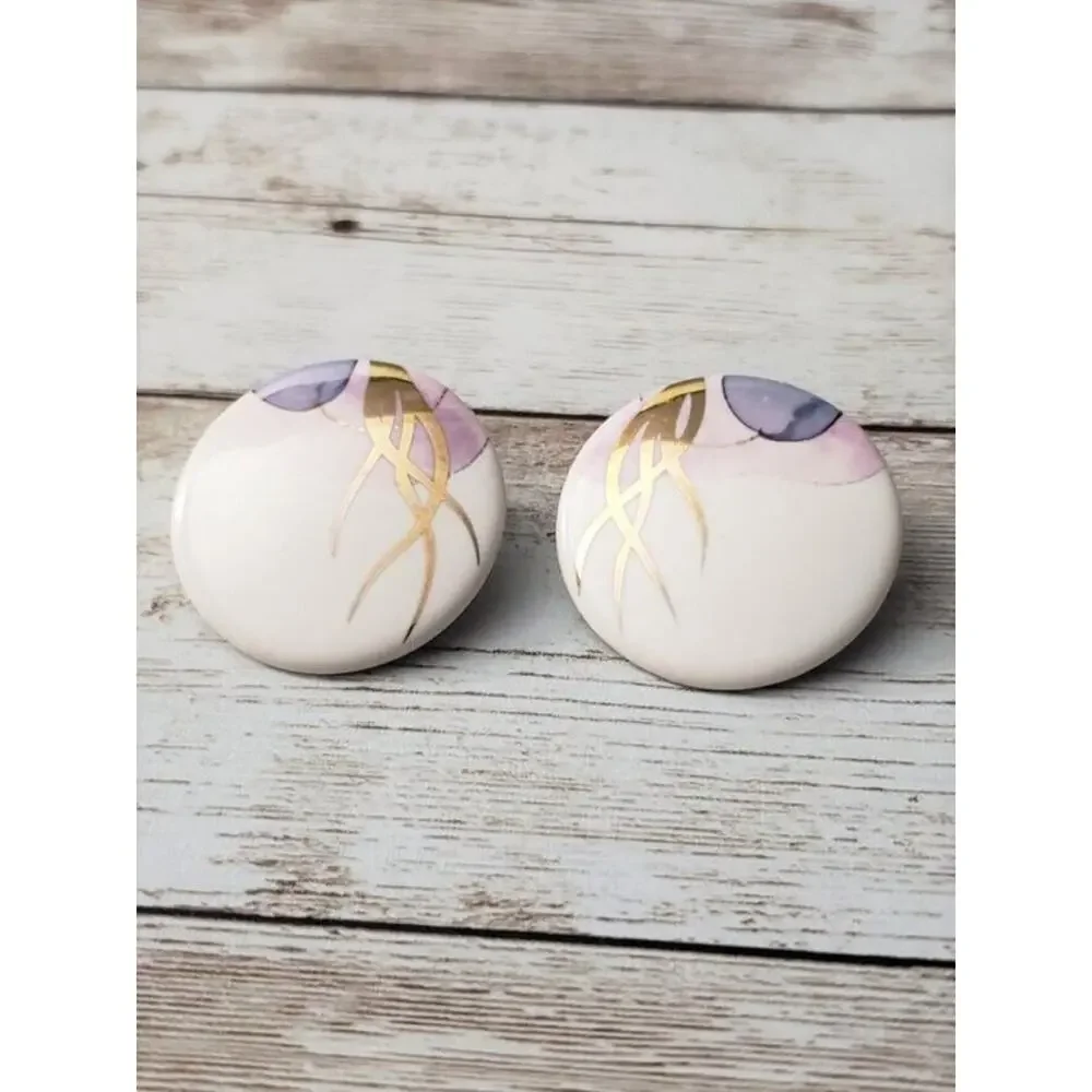 Vintage clip earrings