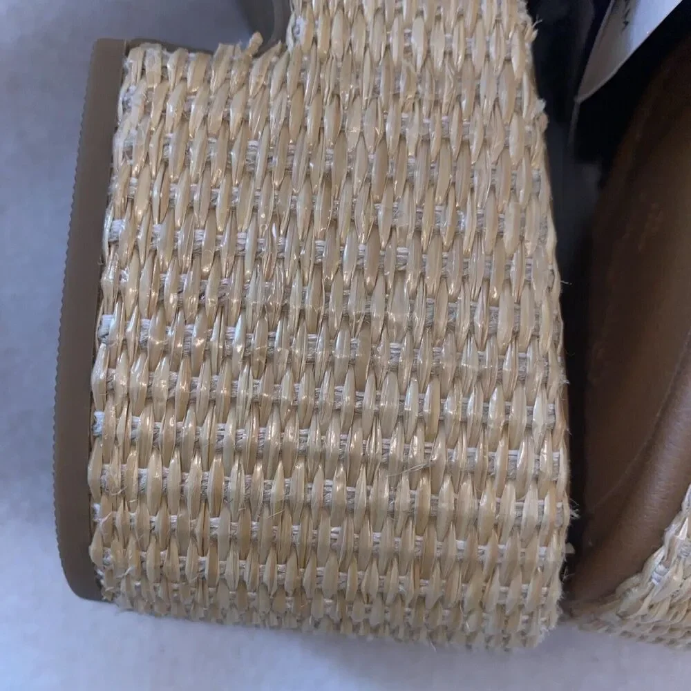 Universal Thread brand new