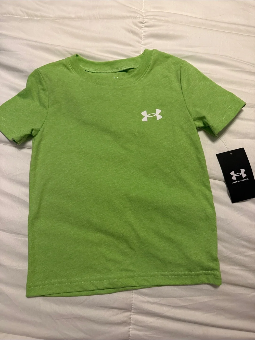 Under Armour Lime Green Short Sleeve Kids Tee 4 new