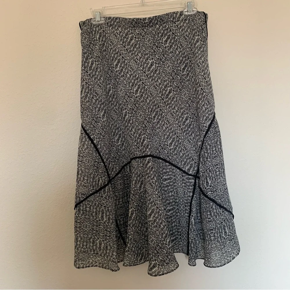 Worthington line skirt
