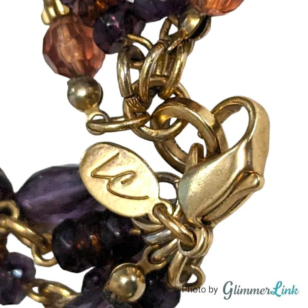 Liz Claiborne claw featuring