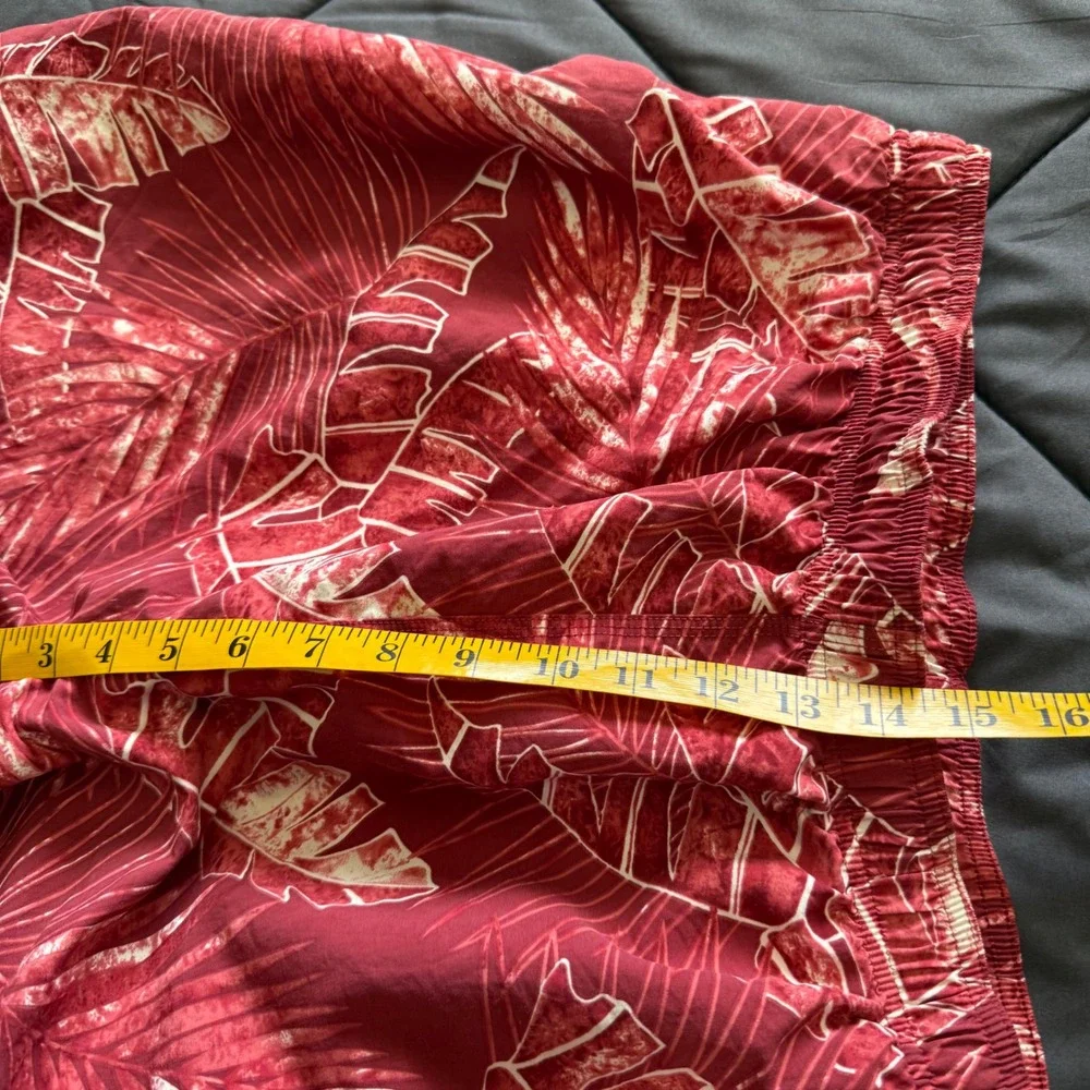 Tommy Bahama embrace island