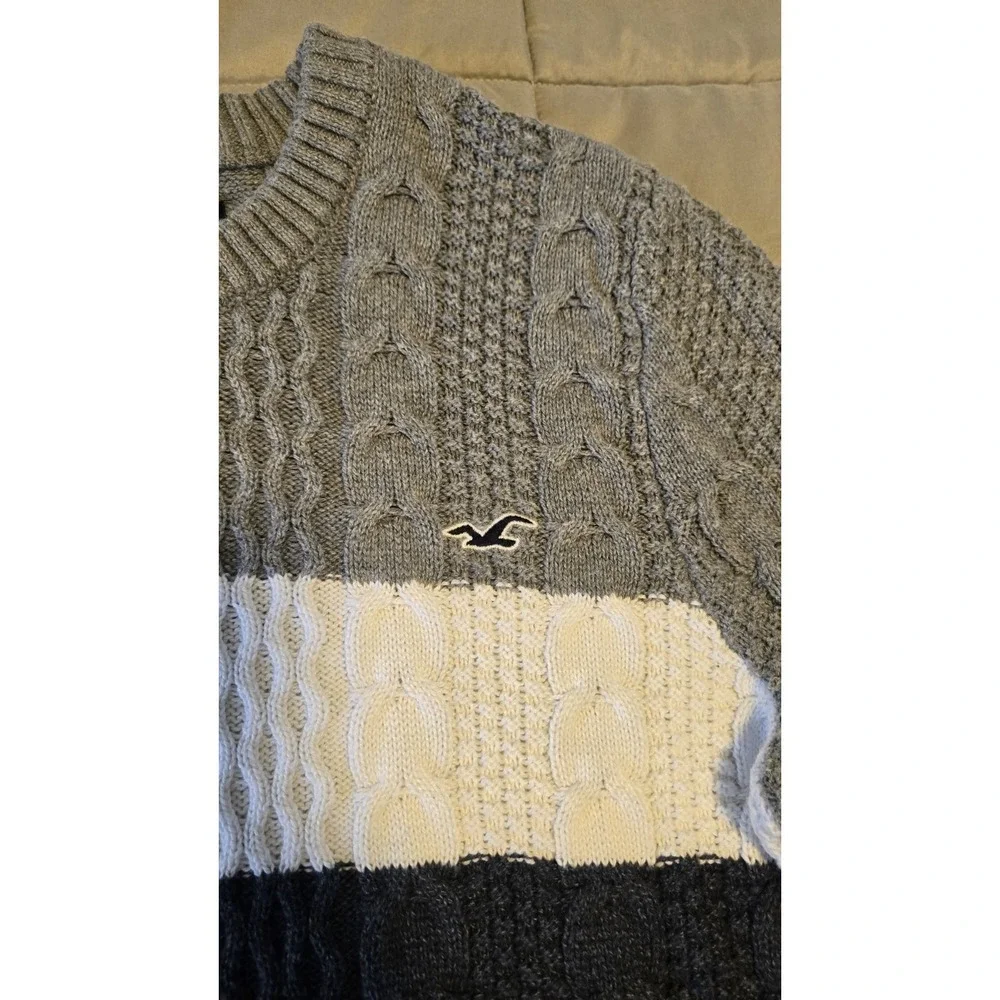 Hollister thick textured