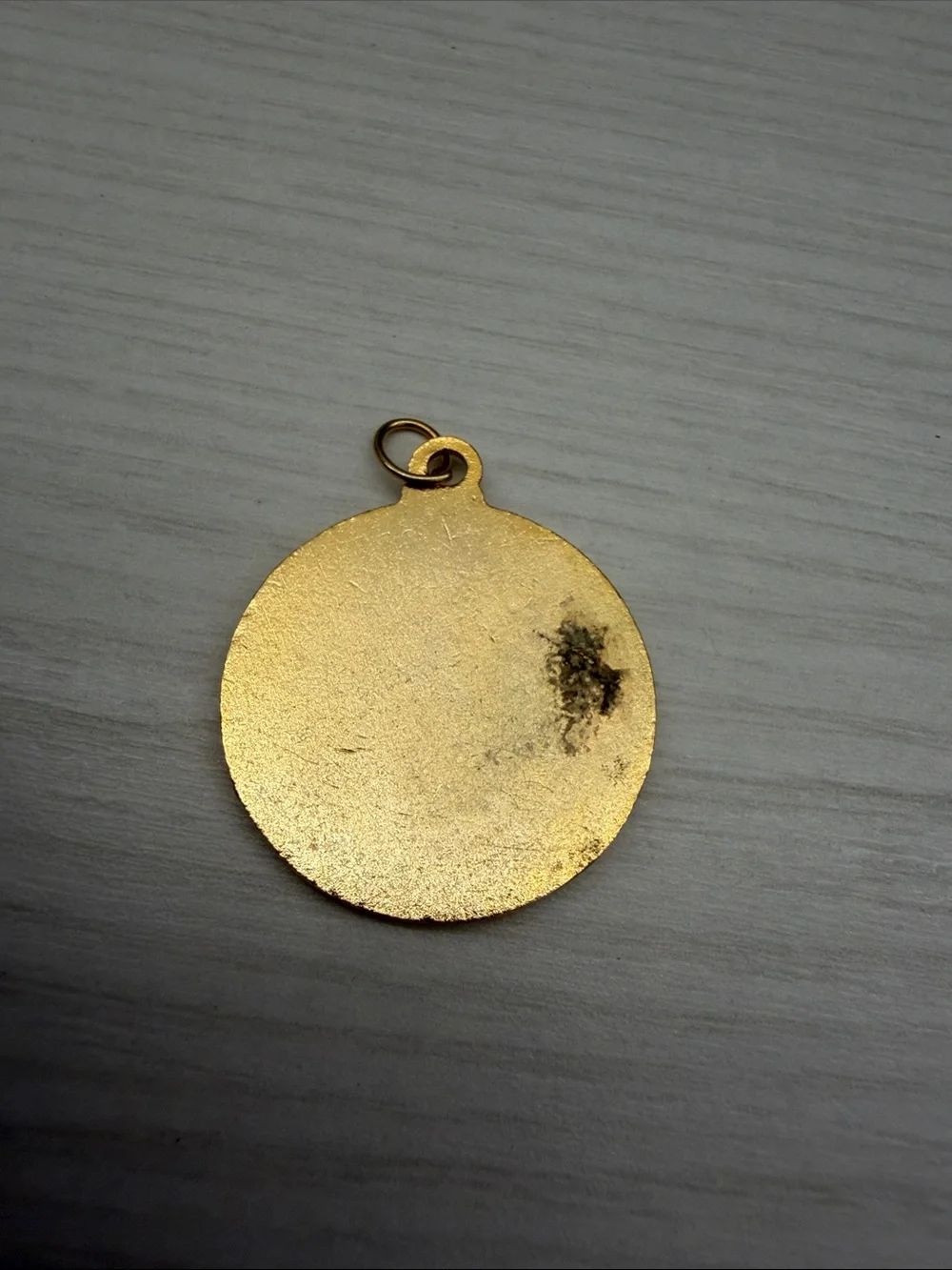 Sioux City 1979 Native Chief Medallion Pendant - Gold & White