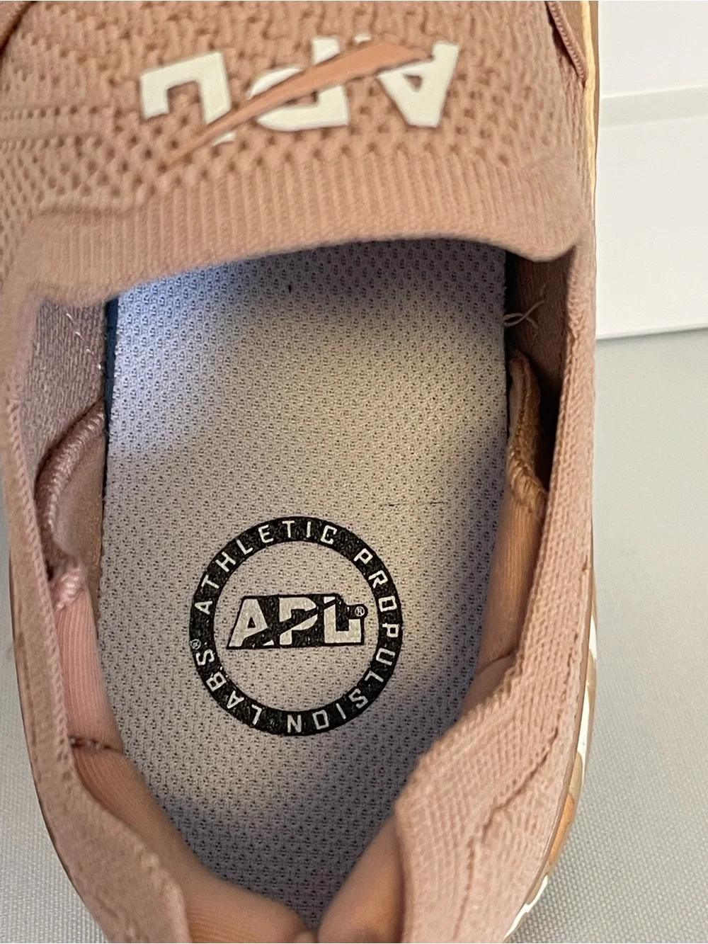APL comfortable slip