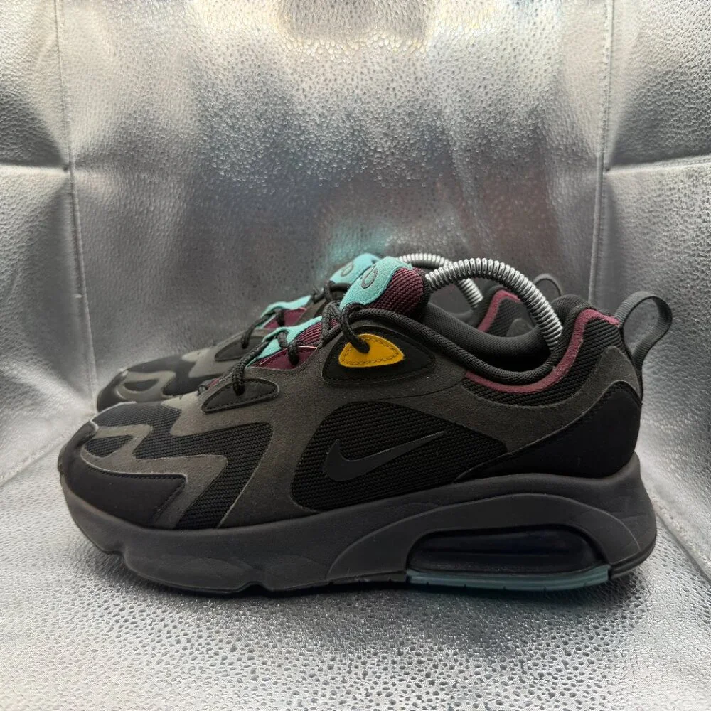 Nike product pair