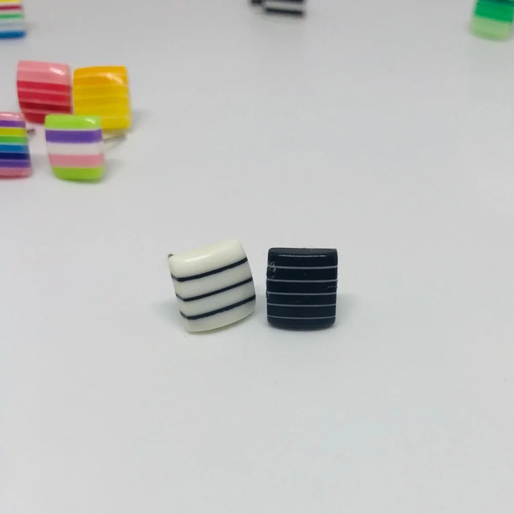 FromAtoZgifts minimalist striped