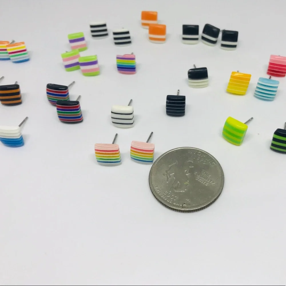 FromAtoZgifts minimalist striped