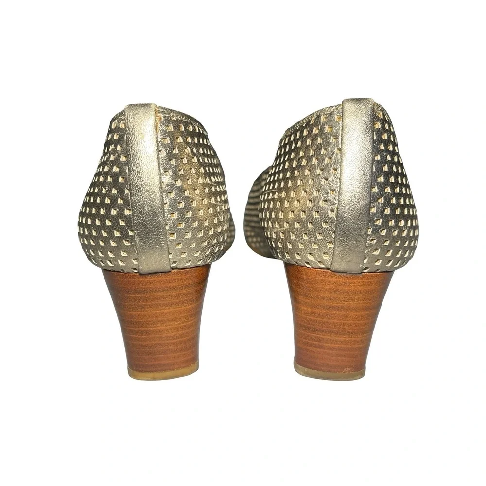 Stuart Weitzman stuart weitzman
