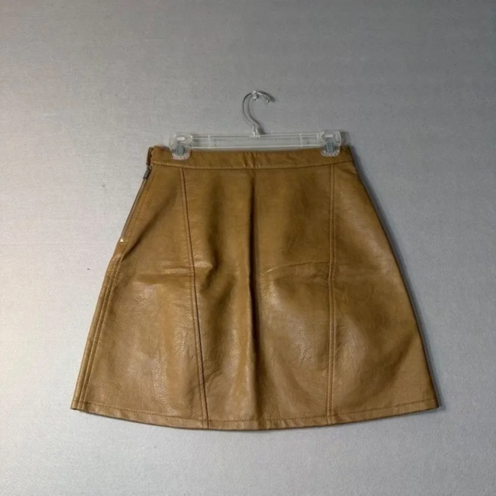 Zara Basic Faux‎ Leather Mini Skirt Camel Brown A-Line Side Zip Womens Size S
