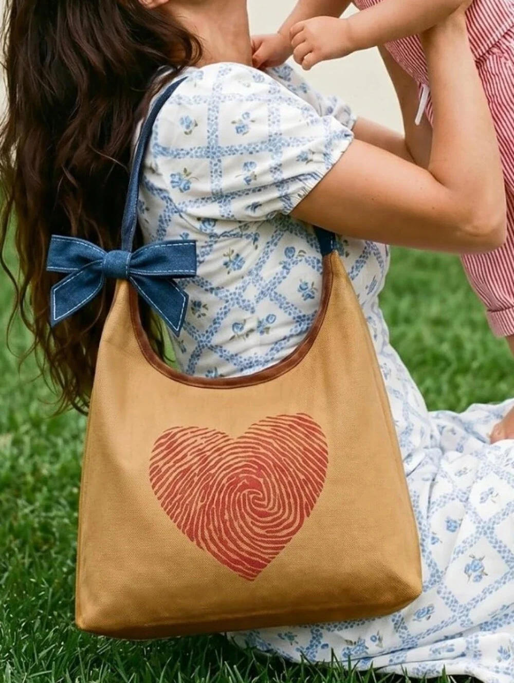 Canvas Heart Print Shoulder Bag with Denim Bow - Tan & Red