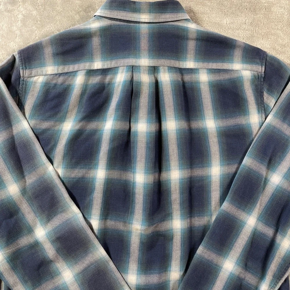 Vince measurements chest