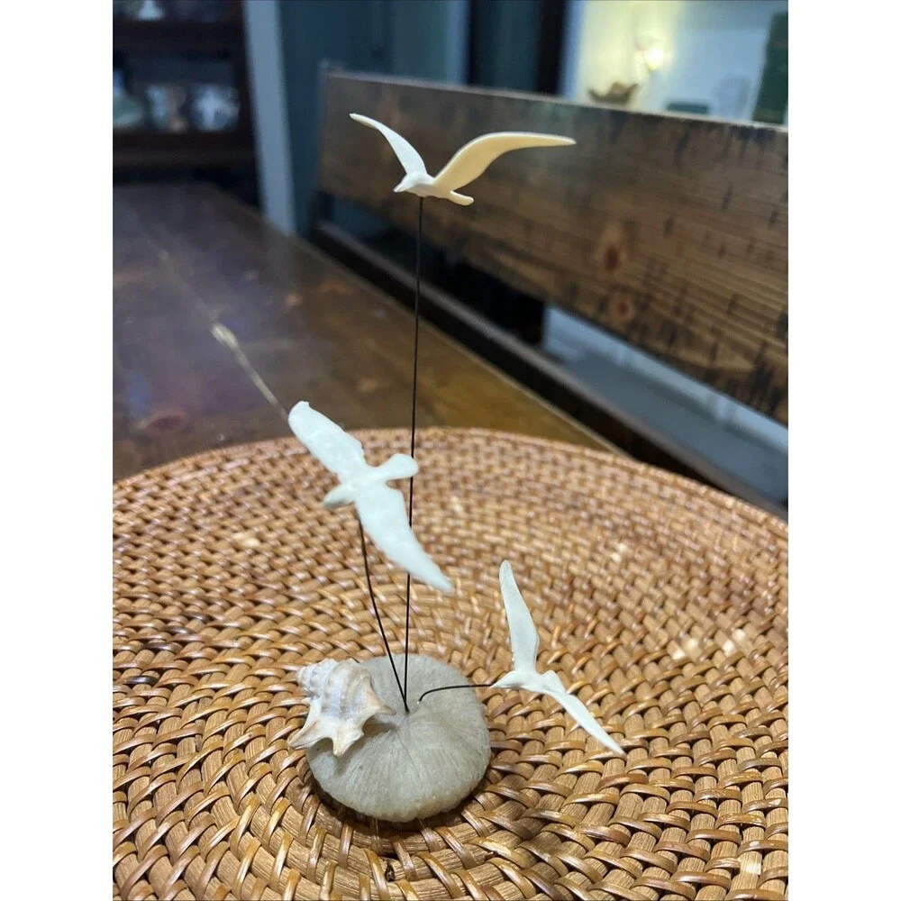 Vintage Seagulls In Flight Sculpture Design Gifts Flying Birds Wire Stems USA
