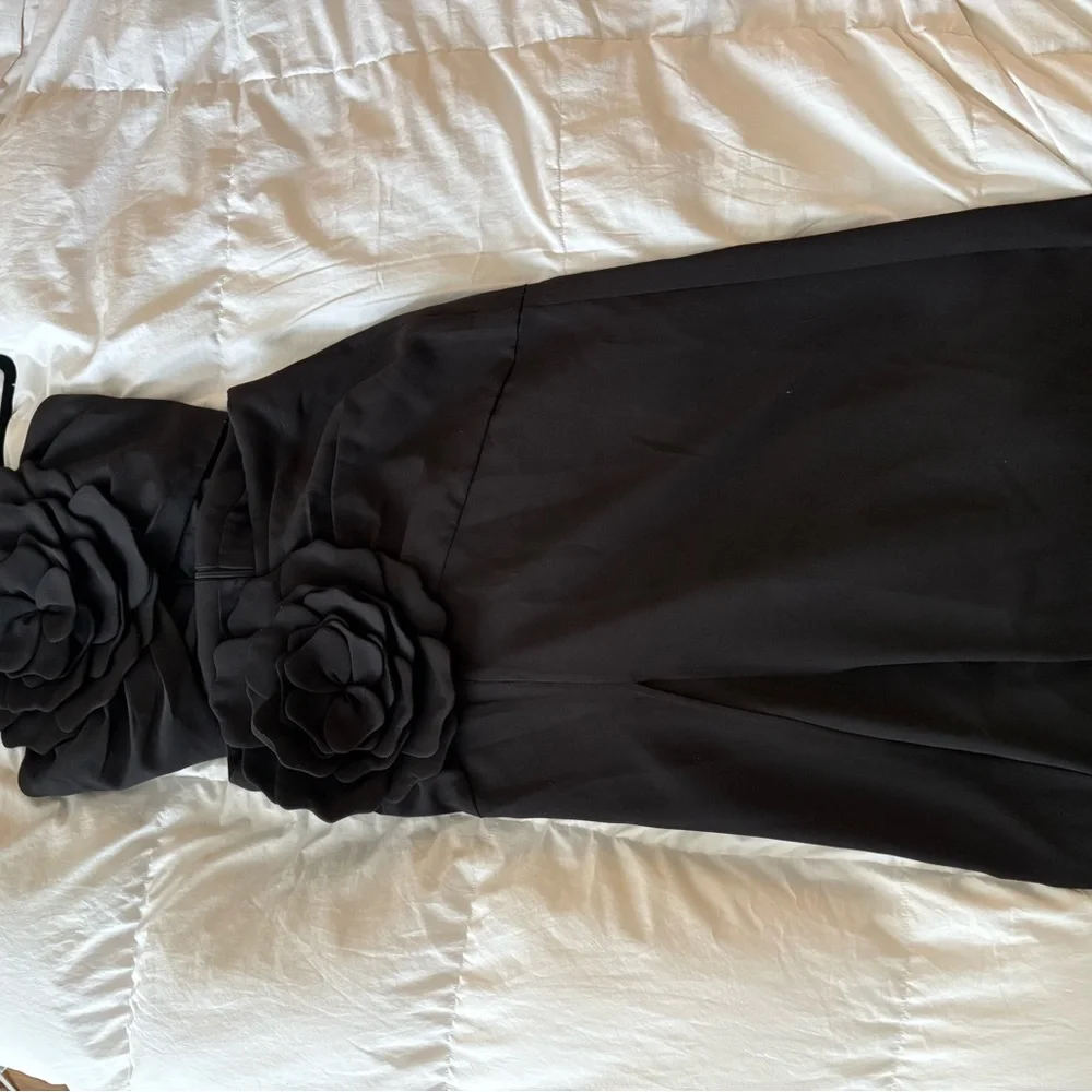 Lovers + Friends hip slit enhancing