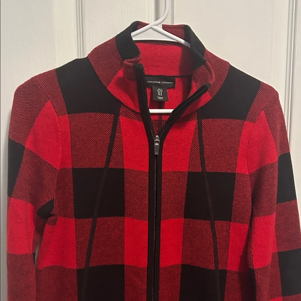 Adrienne Vittadini Buffalo Plaid Red/Black‎ Zip Cardigan Sweater Jacket Small