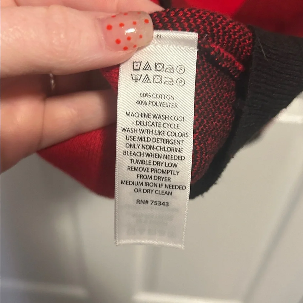 Adrienne Vittadini Buffalo Plaid Red/Black‎ Zip Cardigan Sweater Jacket Small