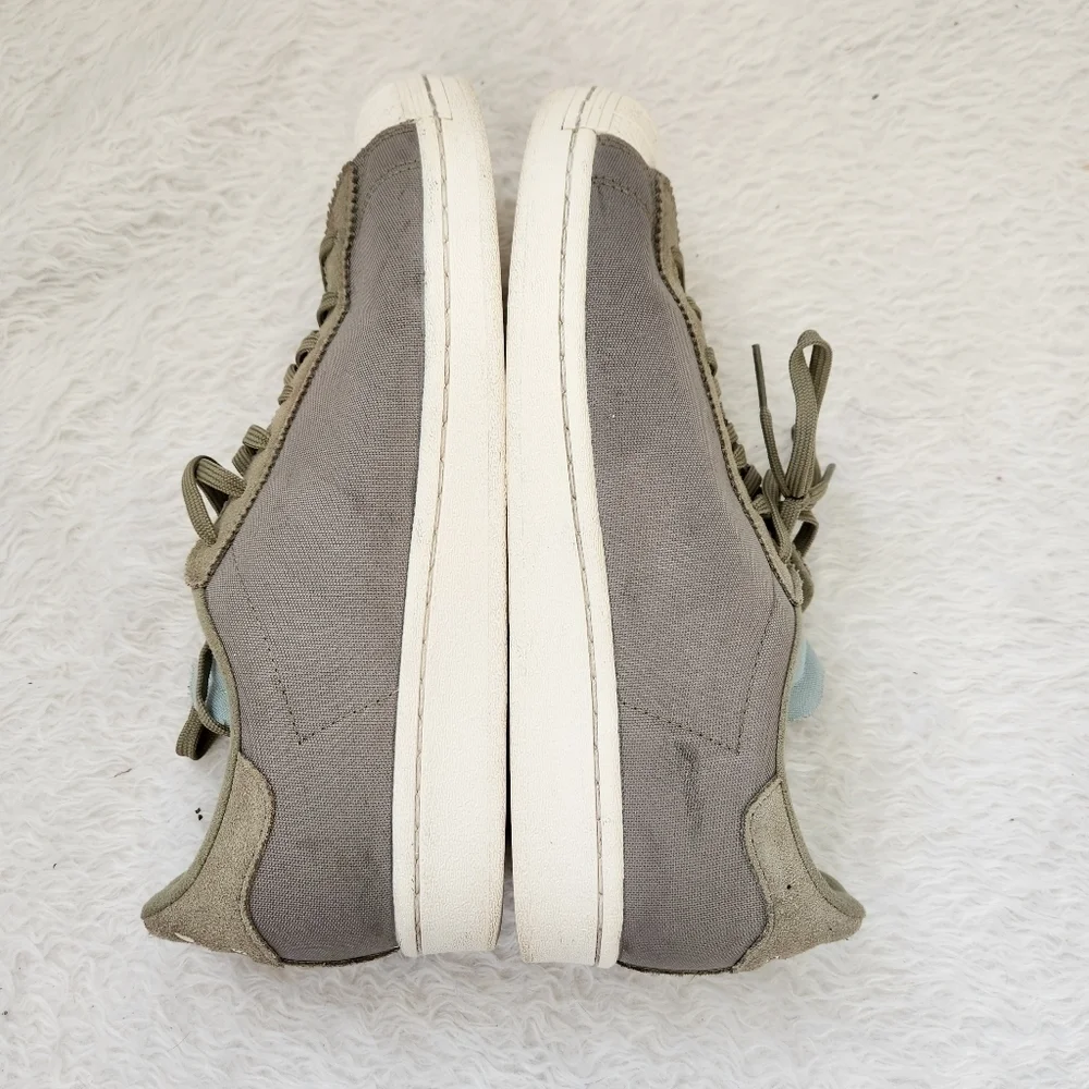 adidas Originals some basketball