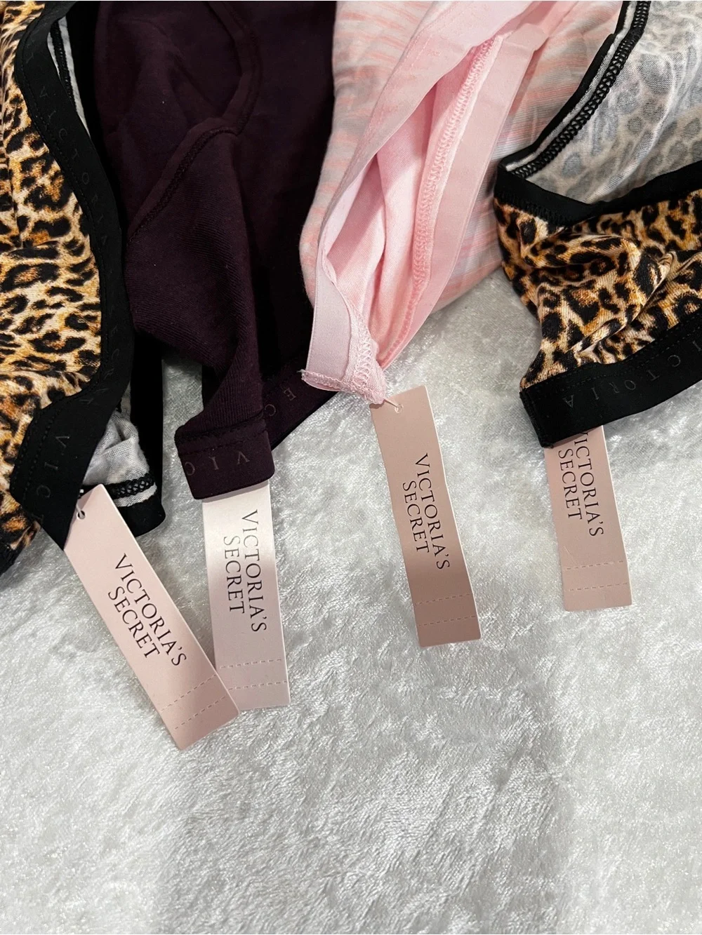 Victorias Secret new tag