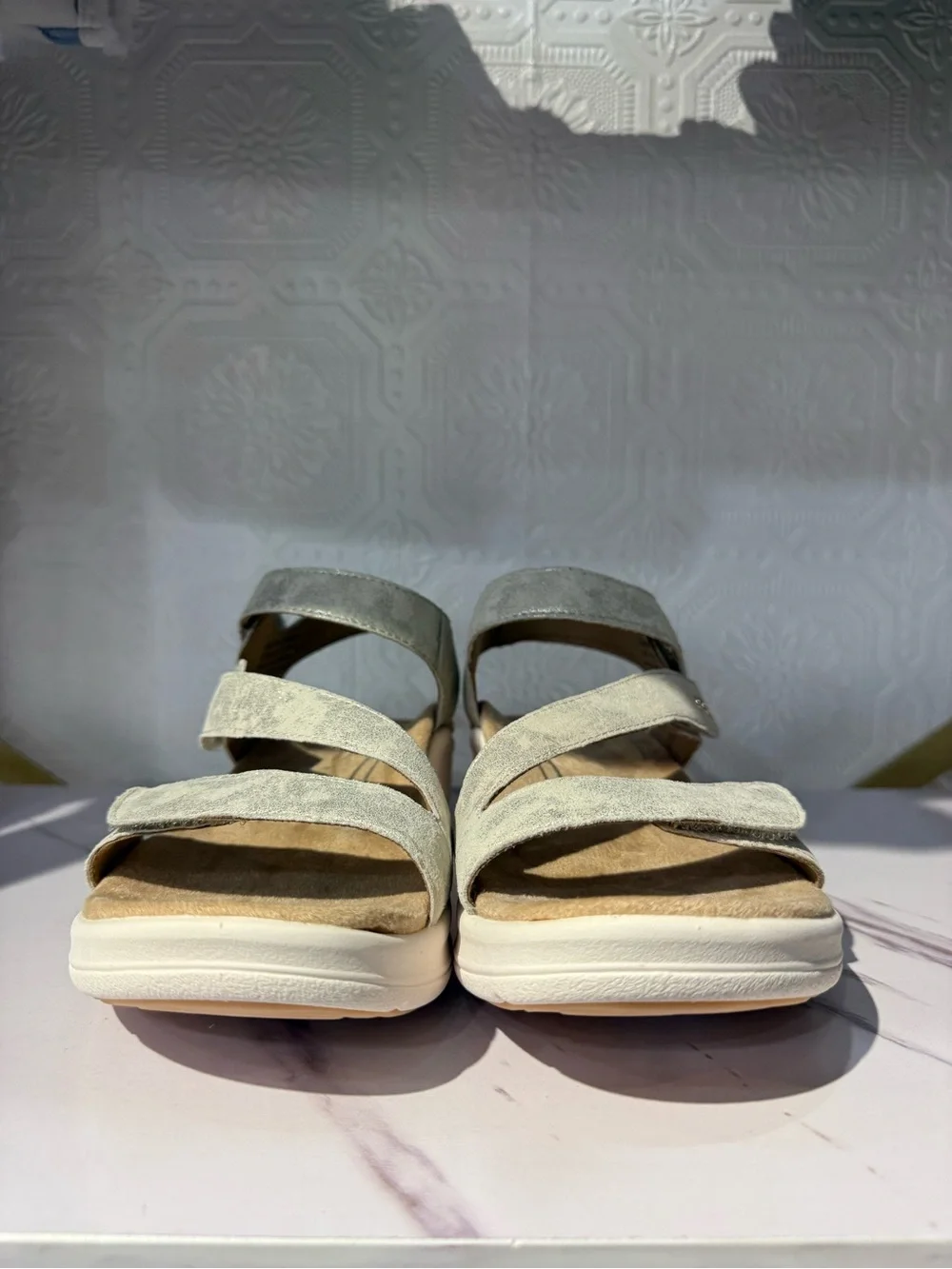Aetrex light beige