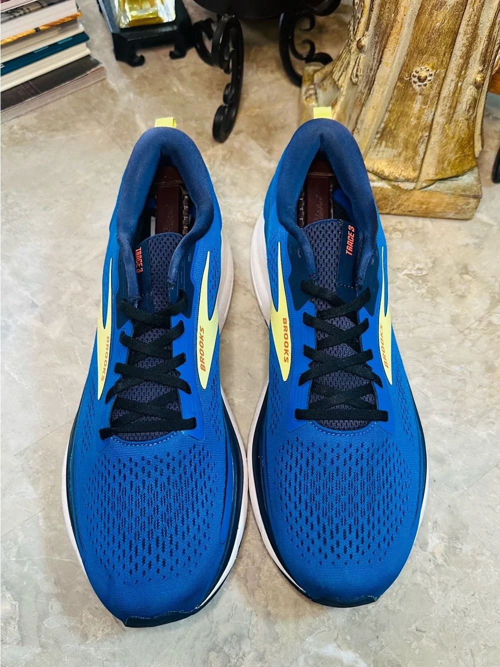 Brooks top provide