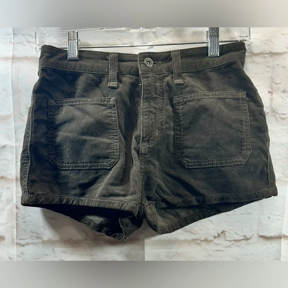 CARMAR NWT corduroy brown‎ shorts women’s size 25