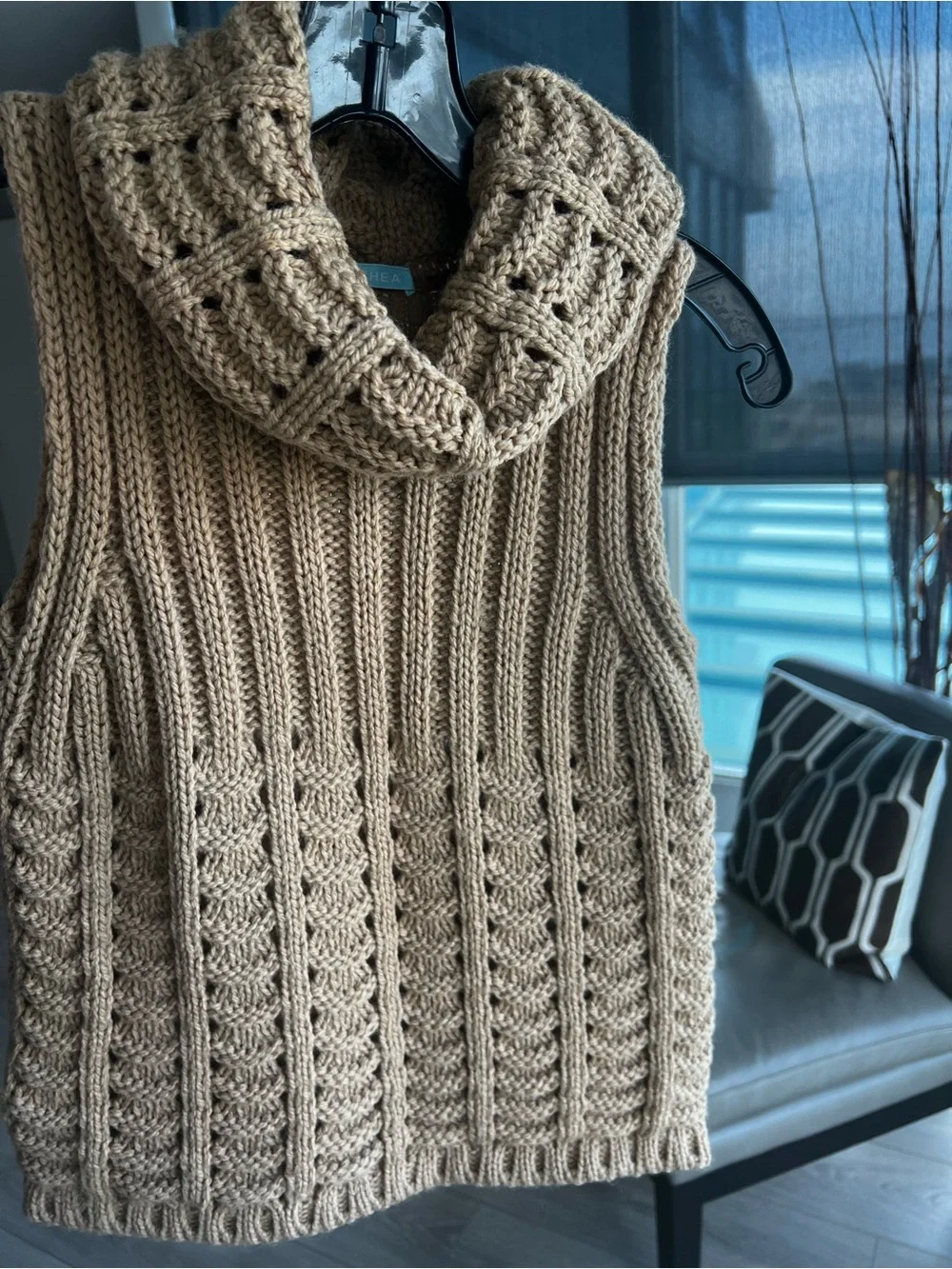Anthea sleeveless cowl