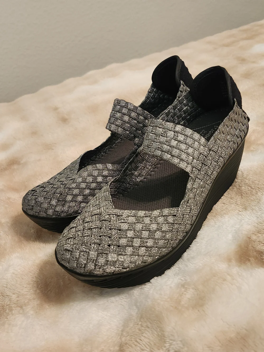 St. Johns Bay comfortable woven
