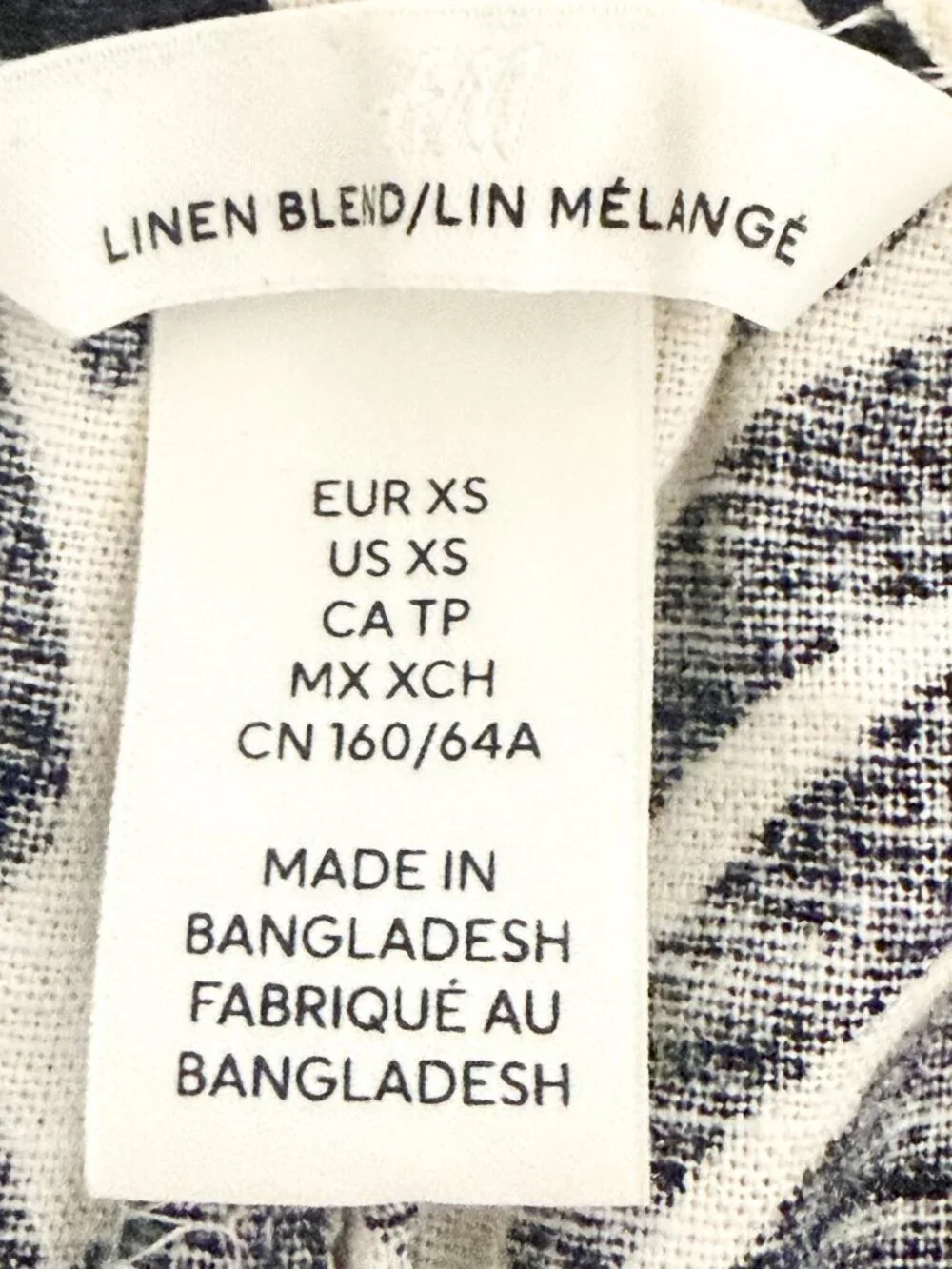 H&M motif black‑and‑white soft