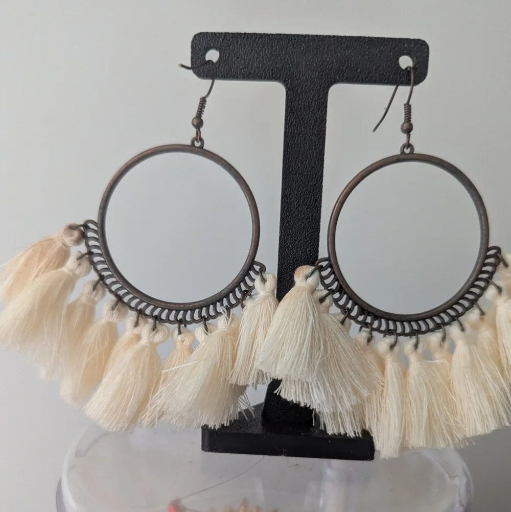 N/A elegance tassel