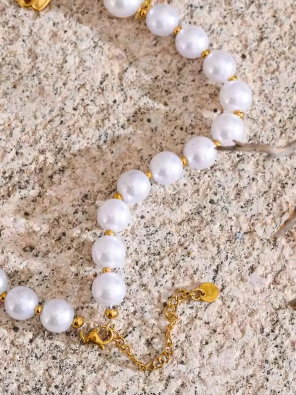 Anthropologie tail not white