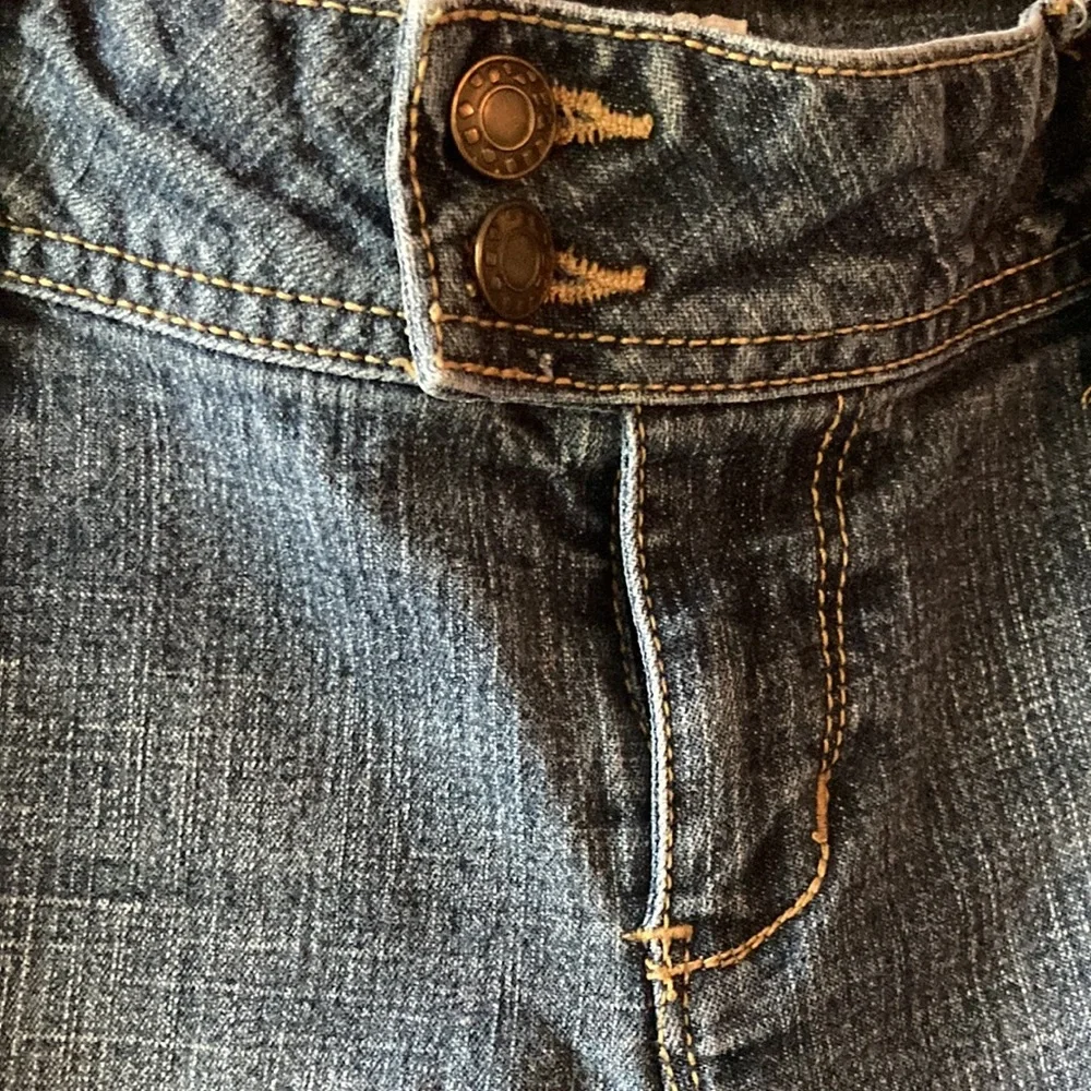 🧡 SO Women’s Denim Capris Juniors (size 11)