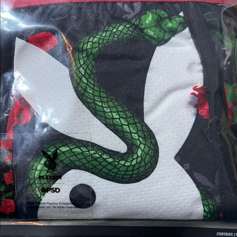 PSD playboy slither